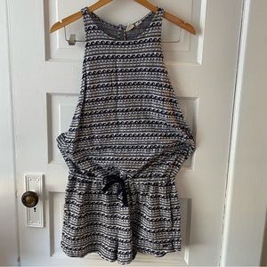 ROXY OCEAN ROMPER SIZE LARGE